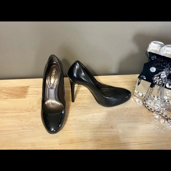 🔻SALE🔻ROBERTO CAVALLI🔹EXCELLENT CONDITION • BLACK LEATHER • AUTHENTIC - Picture 3 of 10